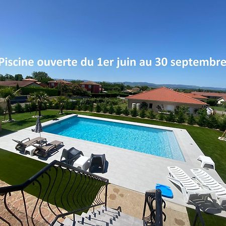 Studio Chez L'Habitant Avec Piscine Commune Grieges Zewnętrze zdjęcie