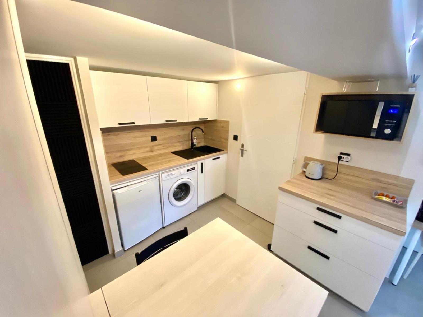 Studio Chez L'Habitant Avec Piscine Commune Grieges Zewnętrze zdjęcie