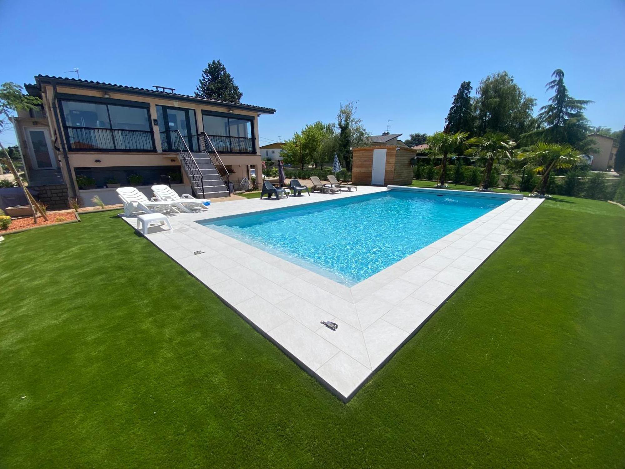 Studio Chez L'Habitant Avec Piscine Commune Grieges Zewnętrze zdjęcie